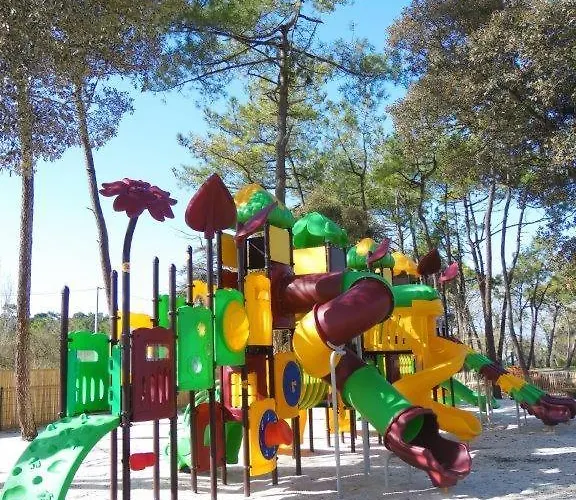 Mobil Confort 营地 *